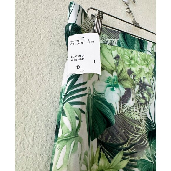Forever 21 Plus Mid Calf skirt with Green Leaf Print size 1x NWT - Picture 3 of 5
